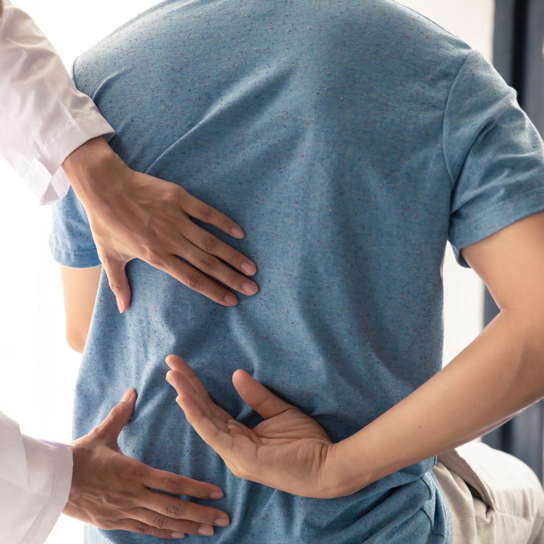 chiropractor feeling back